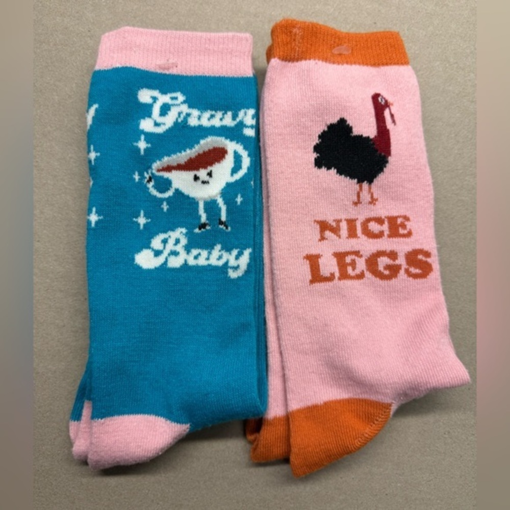 2 pairs Adult Size 6-12 Comical Thanksgiving Socks NWOT